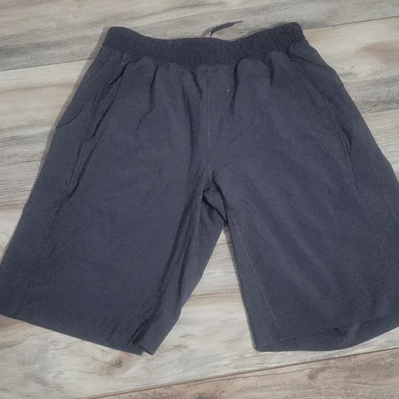 Lululemon Mens Running Short Black Medium - Picture 1 of 8